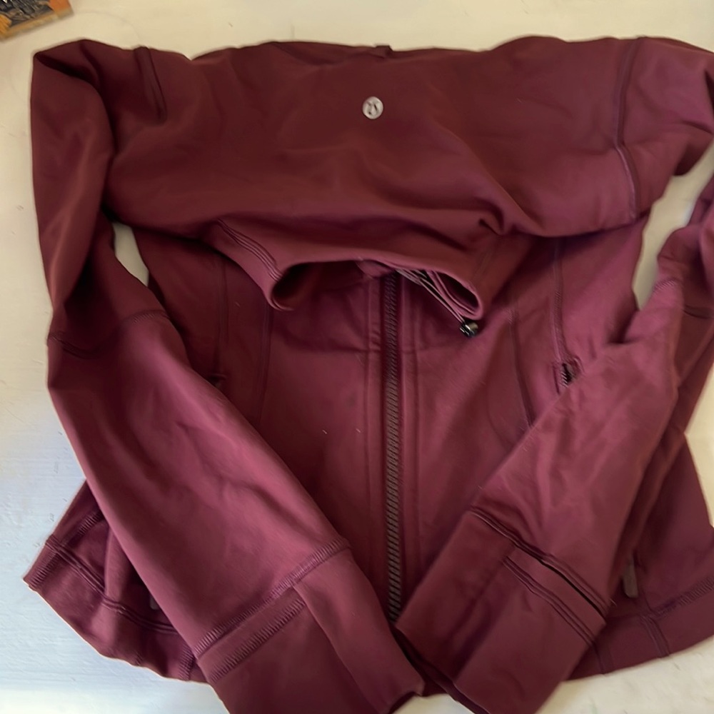 Red Merlot define jacket size 4